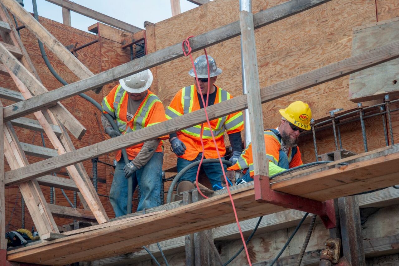 Garces Highway ViaductBuildHSR