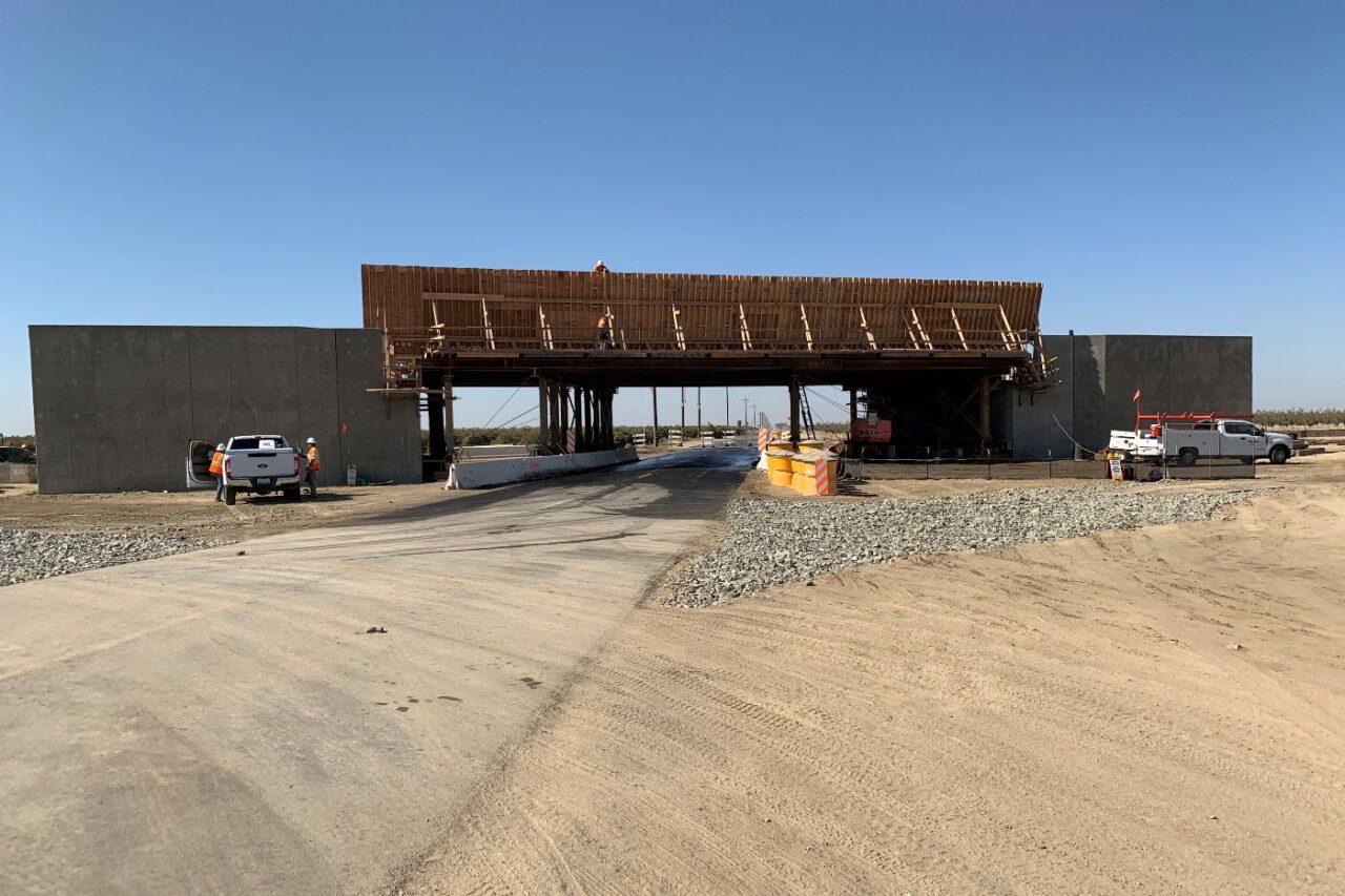 Garces Highway ViaductBuildHSR