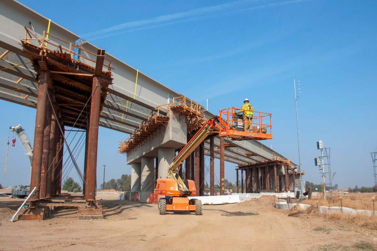 Road 27 Grade Separation|BuildHSR