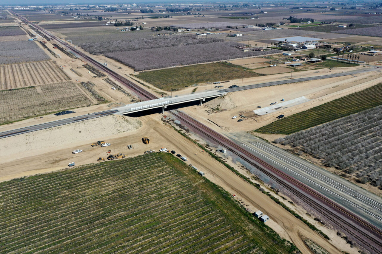 South Avenue Grade Separation|BuildHSR