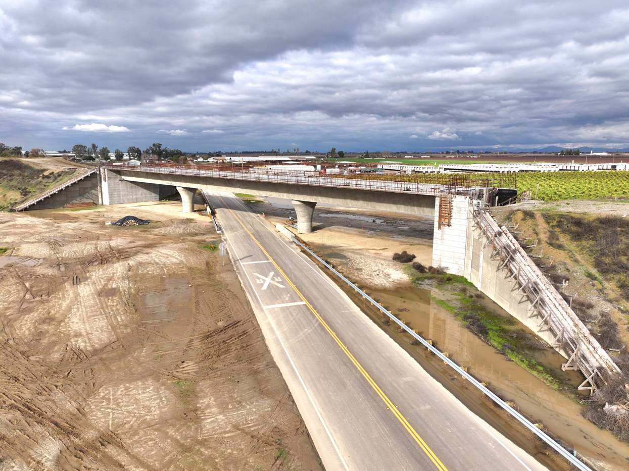 Peach Avenue Viaduct (drone view)