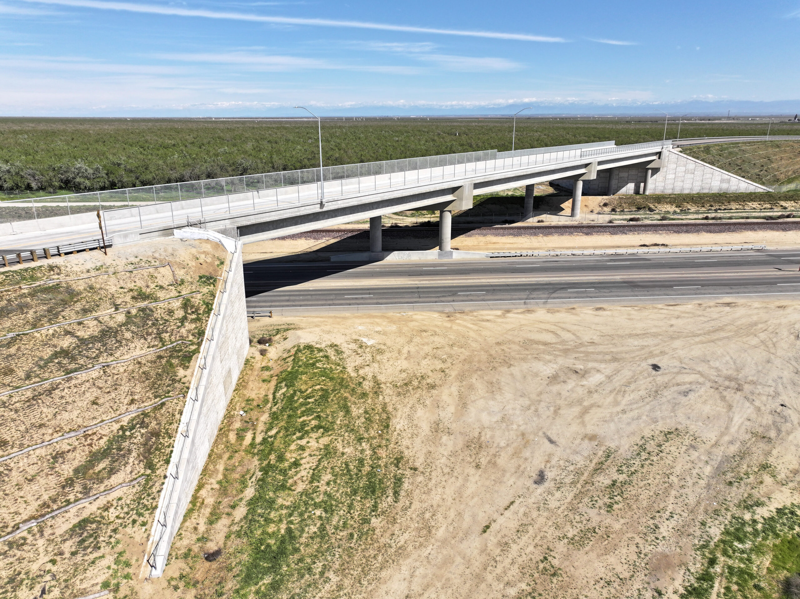 Merced Avenue Grade Separation (drone view)
