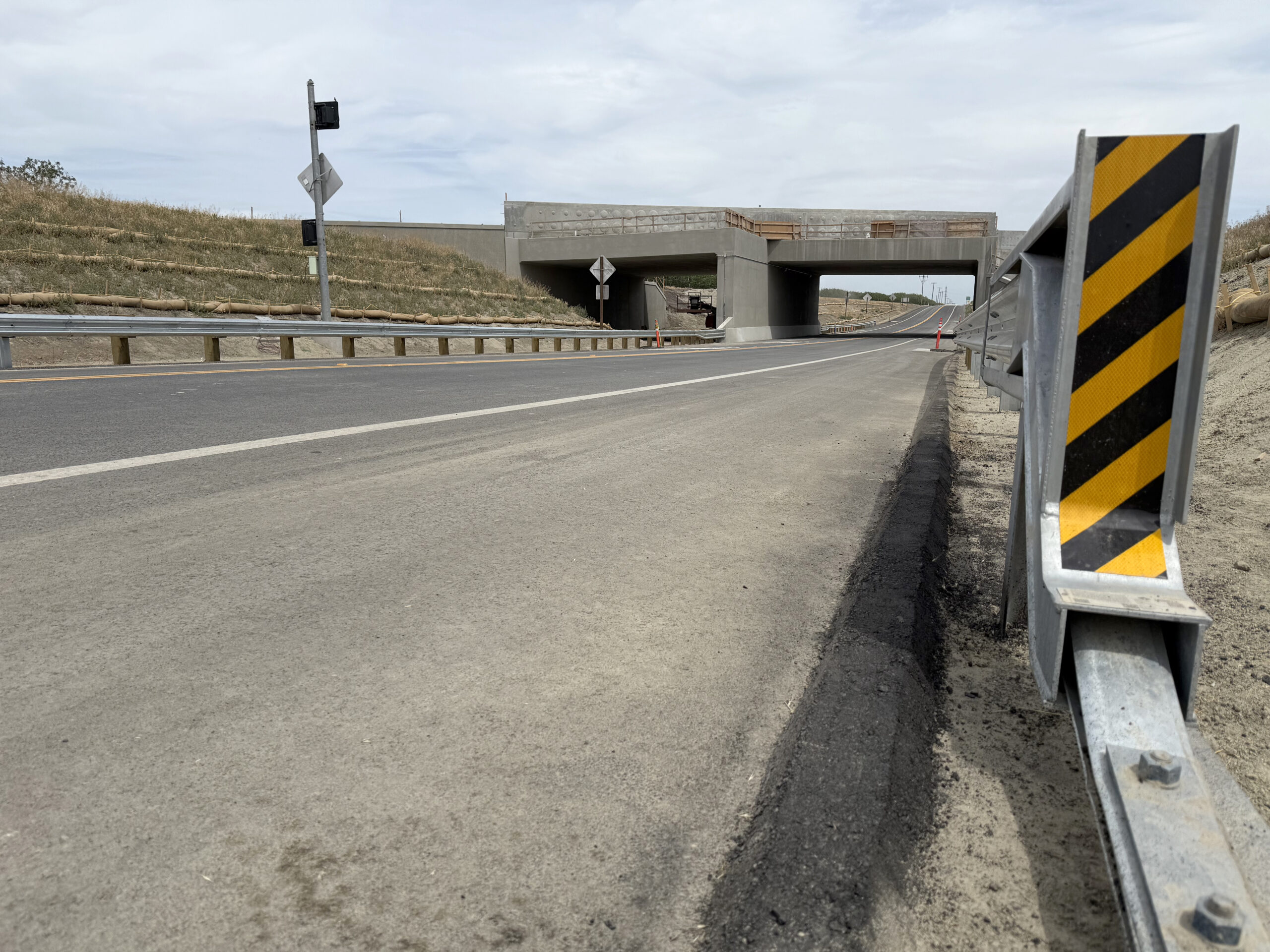 Whitley Avenue Underpass from the ground.