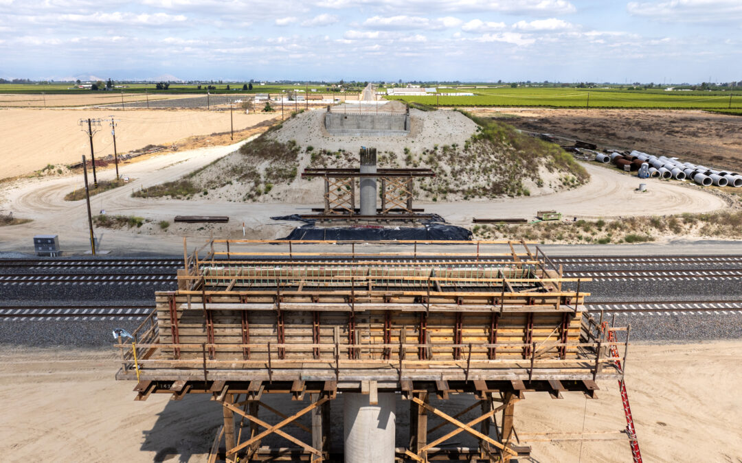 Manning Avenue Overcrossing