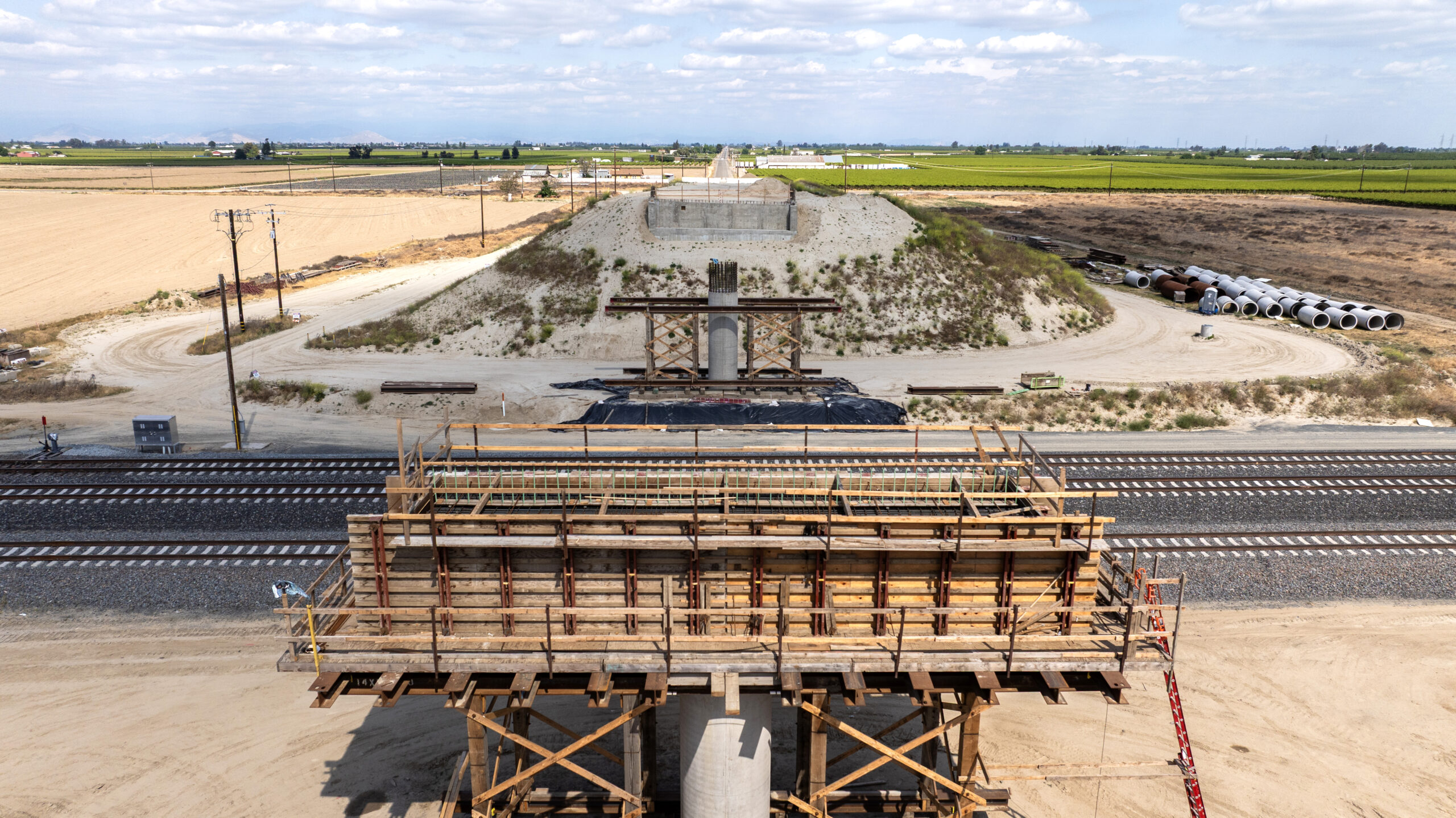 Manning Avenue Overpass (drone view)